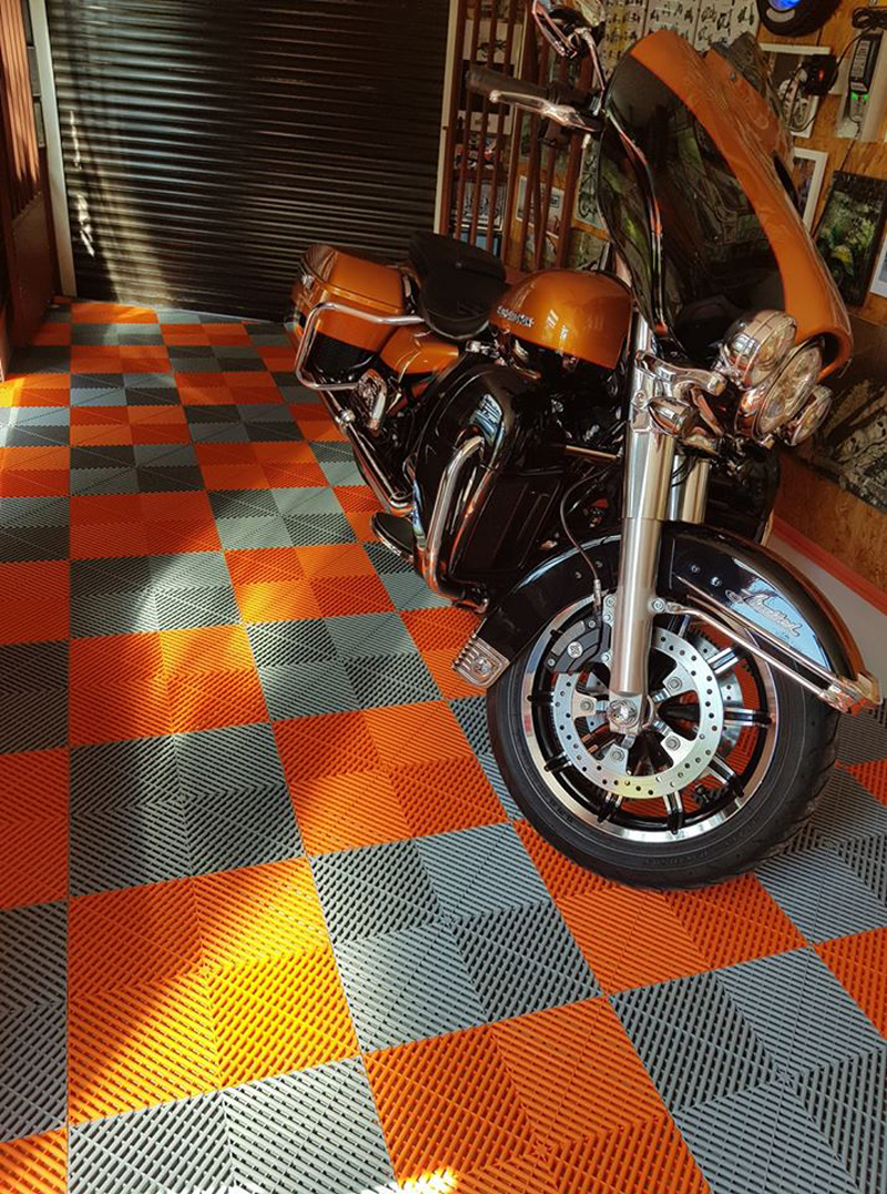 Dalle de sol pour garage moto